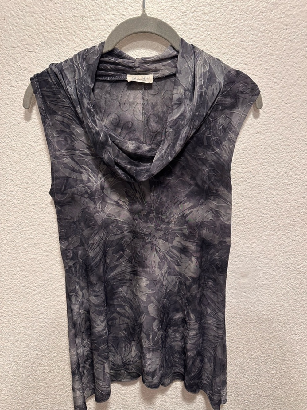 Brittany Black Dusty Lavender Floral-Embroidered Sleeveless Top